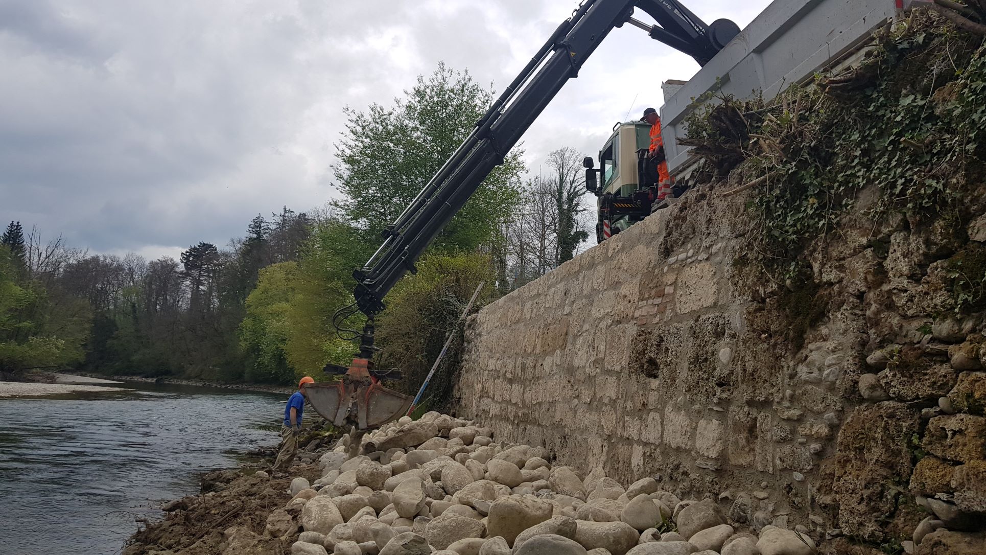 Gewässerunterhalt Aare, Copyright Tiefbauamt des Kantons Bern