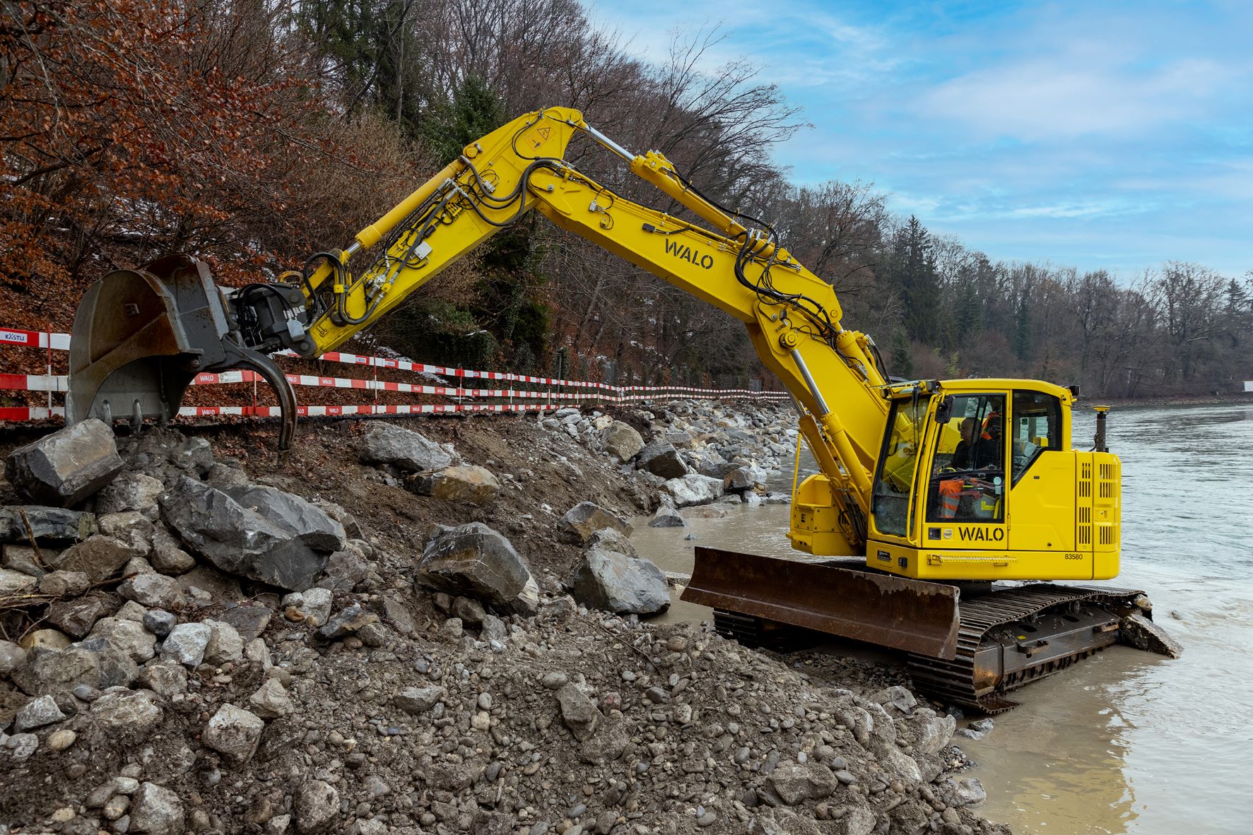 Sanierung der Uferverbauungen entlang der Aare im Bereich Eichholz-Dählhölzli.