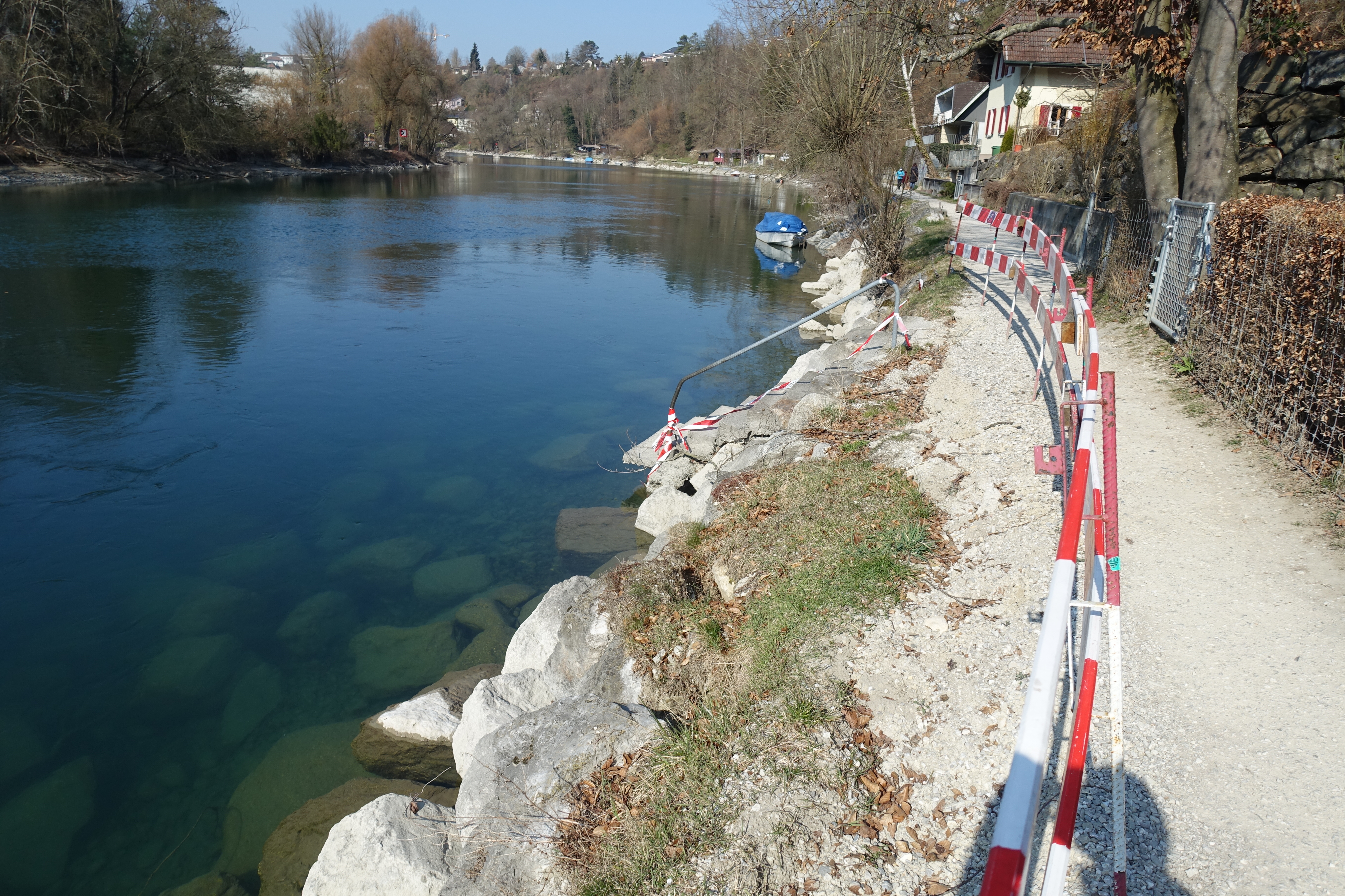 Schäden an der Uferverbauung im Aareraum Seftau - Halenbrücke