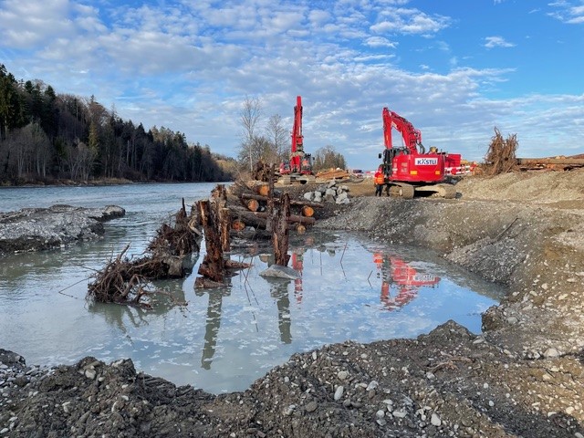 Aare; Hochwasserschutz Thalgut-Chesselau; Tiefbauamt des Kantons Bern